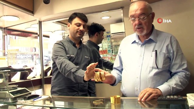 Altın düşüyor... Altın yatırımcıları ve kuyumcular tedirgin