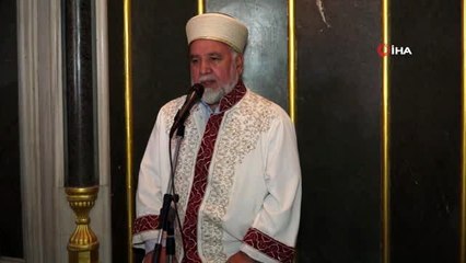 Mescid-i Aksa'da imamlık yapan Abdülkerim Zorba Sakarya'da namaz kıldırdı