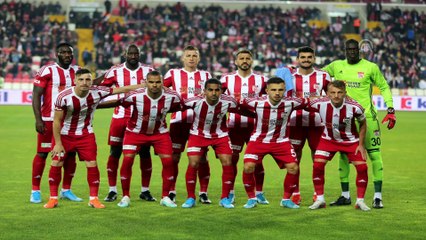 Sivasspor, 10 sezon sonra liderlik koltuğuna oturdu - SİVAS