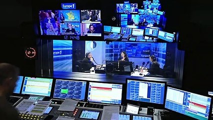 Listes communautaristes : "il faudra toucher à la Constitution", estime Xavier Bertrand