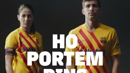 El Barcelona presenta su nueva camiseta de la senyera