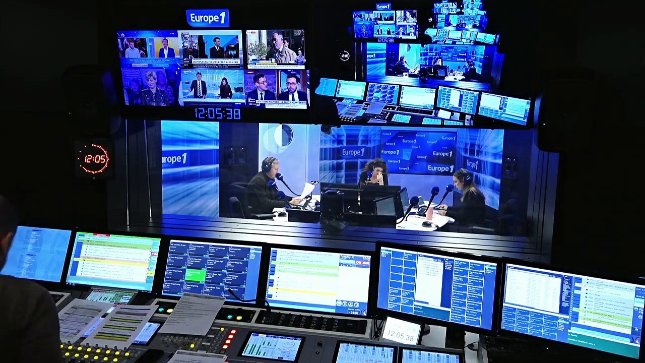 Etudiant immolé à Lyon : un millier de personnes rassemblé devant le Crous