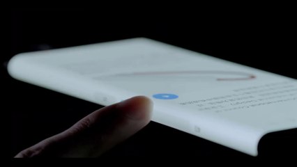 एक फ़ोन 108 MP Front कैमरा के साथ और 180.8% Screen to body रेश्यो के साथ (Xiaomi Mi Mix Alpha)