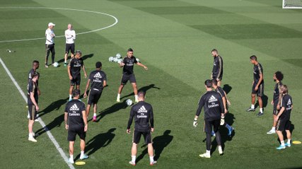 Télécharger la video: Fútbol es Radio: Claves de la mejoría del Real Madrid