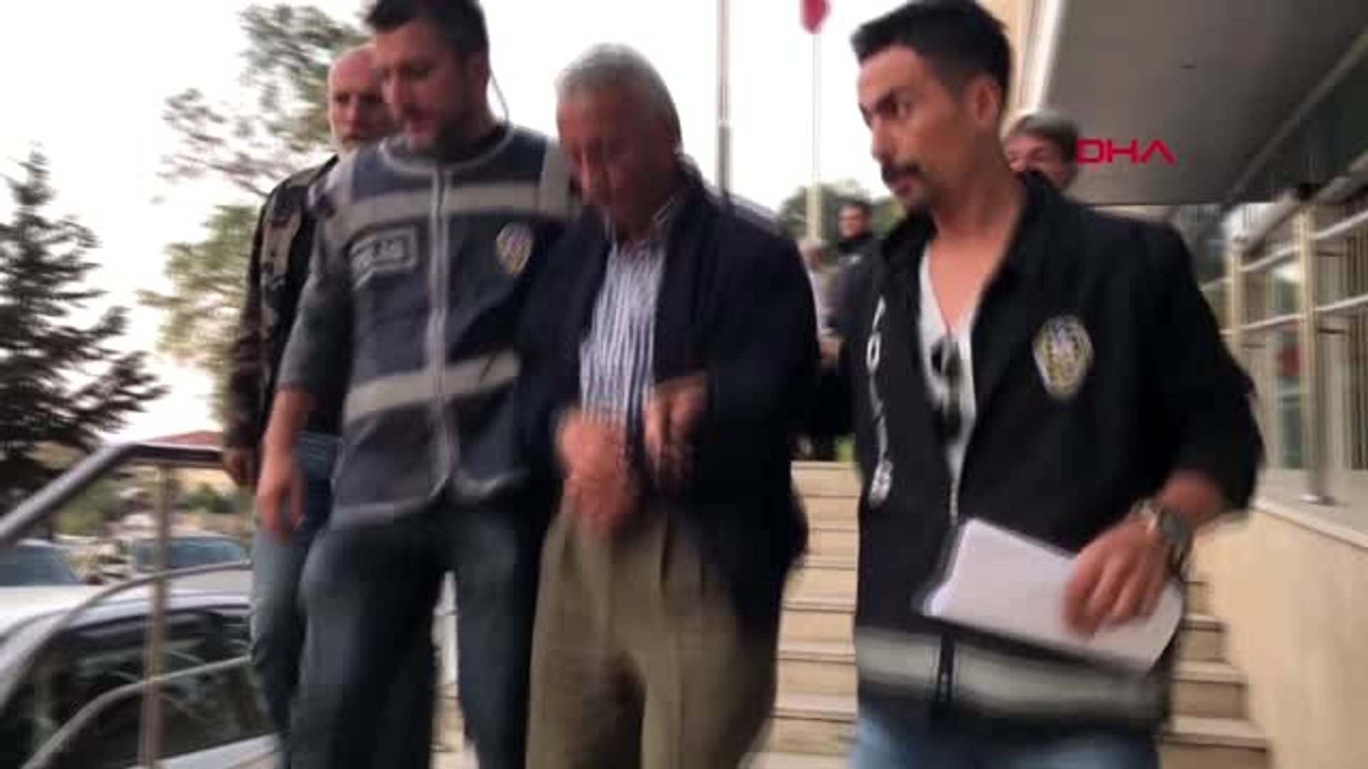 Zonguldak öldürdüğü kadının cenazesine katılmış - Dailymotion Video