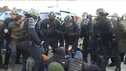 La Gendarmería francesa disuelve a los independentistas que bloqueaban la AP-7 en La Junquera