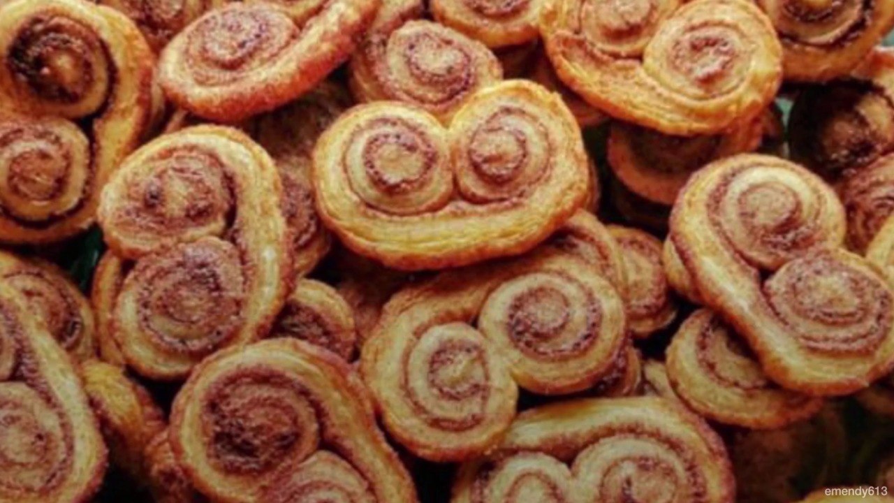 Easy Puff Pastry Desserts Your Holiday Crowd Wi...