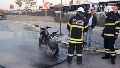 Kesilen cezayı duyunca sinirlenip motosikleti yaktı