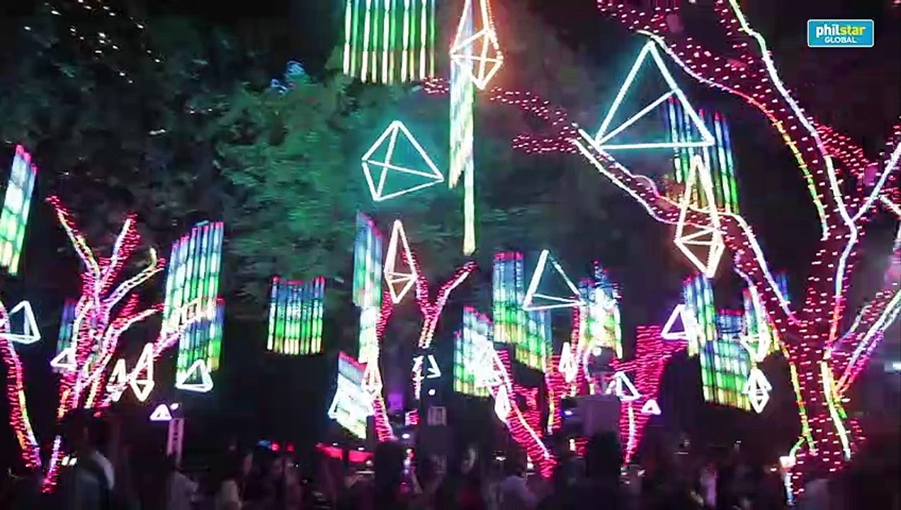 Gallery of Lights at Ayala Triangle Gardens