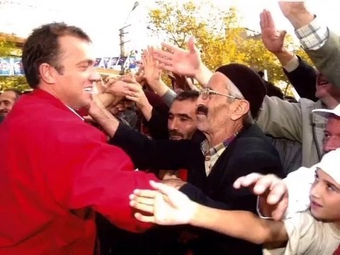 Firari hortumcu Cem Uzan, seçim çalışmalarına erken başladı! Dikkat çeken paylaşım