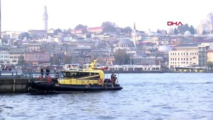 Tübitak teknesi haliç'te deniz suyunun kalitesini araştırıyor