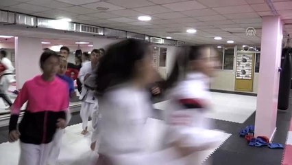 Genç karateciler Diyarbakır'da şampiyonluk için ter dökecek