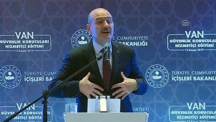 Soylu: 'Milletin çoluk çocuğunu dağda sefil ederken liderleri kendi lüks hayatlarını yaşarlar' - VAN