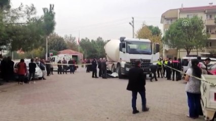 Beton mikserinin çarptığı kişi öldü - BURSA