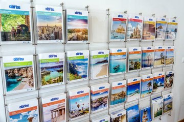 Die Vor- und Nachteile der Nutzung eines Reisebüros
