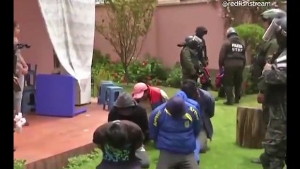 Bolivya'da güvenlik güçlerinin  Evo Morales destekçilerine yönelik şiddeti kameralarda