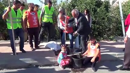 Erdemli'de bin fidan dikimi yapıldı - MERSİN