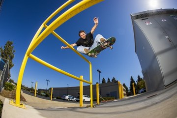 Feeling Sweet, Getting Weird