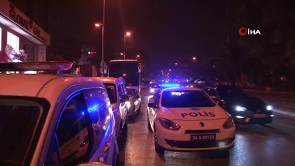 Kaldırımda bekleyen adamı bacağından böyle vurdu