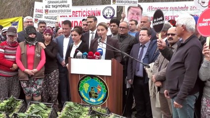 Ispanak'ta zehirlenme olaylarına karşı kazan kazan yemeğini dağıttılar