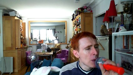 Wiwi égratigne "Mr. Tembo"