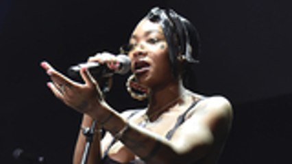 Summer Walker Says She's Cutting First & Last Tour Dates Due to Social Anxiety | Billboard News