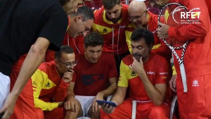 El equipo nacional de Copa Davis sigue el partido de Nadal