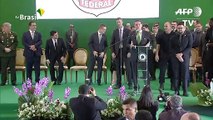 Bolsonaro condena invasão de embaixada
