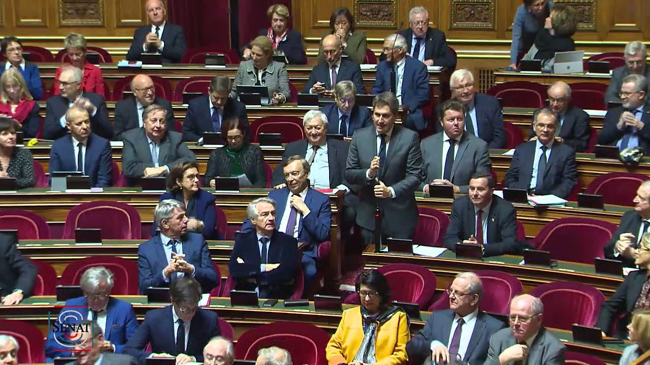 QAG - Mathieu DARNAUD "Le bilan de ce séisme est aussi lourd qu'inhabituel. (...) Les Ardéchois attendent des réponses de l'État."