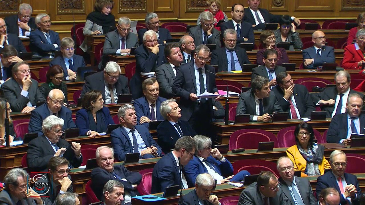 QAG - Arnaud BAZIN "Il nous avait semblé comprendre que les villes socialement en difficultés étaient priées de chercher leur salut dans le développement économique et l'emploi.""