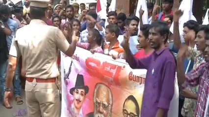 சென்னை ஐஐடியில் போராட்டத்தில் குதித்த மாணவர்கள்