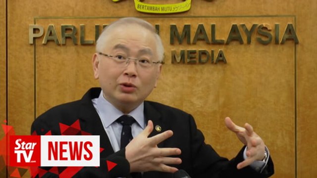 Dr Wee hits out at Teresa Kok over issue of price of palm oil fruits