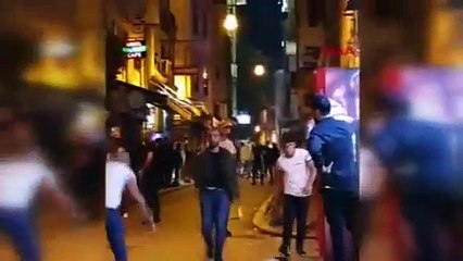 Yabancı uyruklu iki grup Taksim'i savaş alanına çevirdi