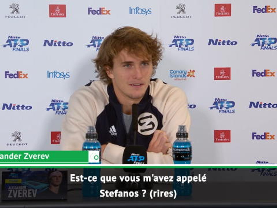 Masters - Un journaliste confond Zverev et Tsitsipas à cause ''des tenues similaires''