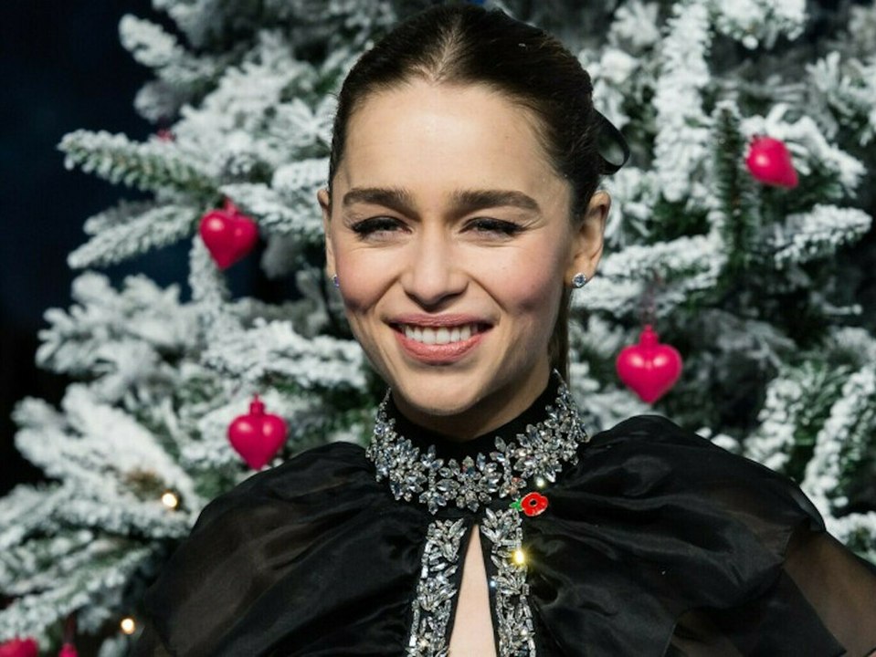 Das sind die lieblings-weihnachtsfilme von emilia clarke