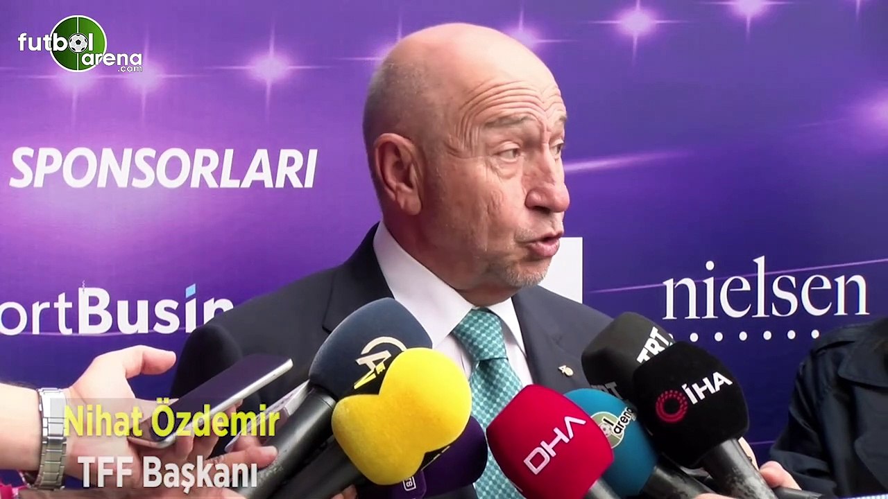 Nihat Özdemir: "İzlanda bize ters gelen bir takım"