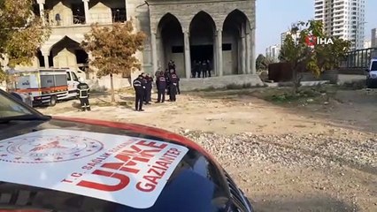 Cami inşaatında çökme meydana geldi:1 işçi göçük altında kaldı