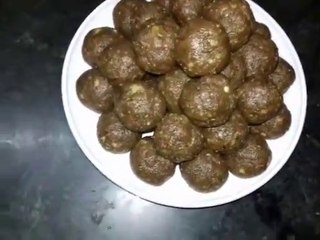 Aloevera And Methi Ke Ladoo _ Ayurvedic Ladoo