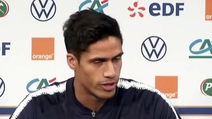Football - Raphaël Varane en conférence de presse avant France-Moldavie