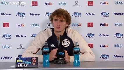 شاهد: زفيريف ينفي استخدامه لهاتفه النقال في بطولة الماسترز