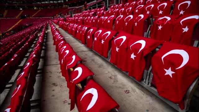 Spor türkiye-izlanda maçı öncesinde stat türk bayrakları ile donatıldı