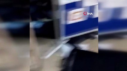 Öğrencilerin sınıflarda bıraktıkları ders materyalleri merdiven boşluğuna atıldı, soruşturma başlatıldı