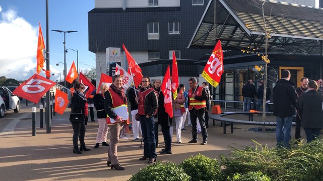 Une timide mobilisation pour l’hôpital public à Vannes