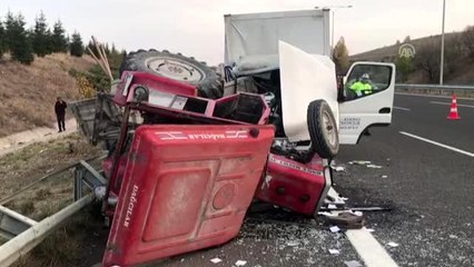 Başkent'te trafik kazası: 1 ölü, 2 yaralı