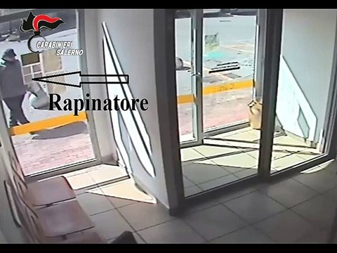 Giffoni Valle Piana (SA) - Rapina alle Poste, 3 arresti (14.11.19)