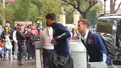 La selección española llega a su hotel en Cádiz