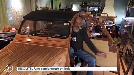 INSOLITE Une camionnette en bois