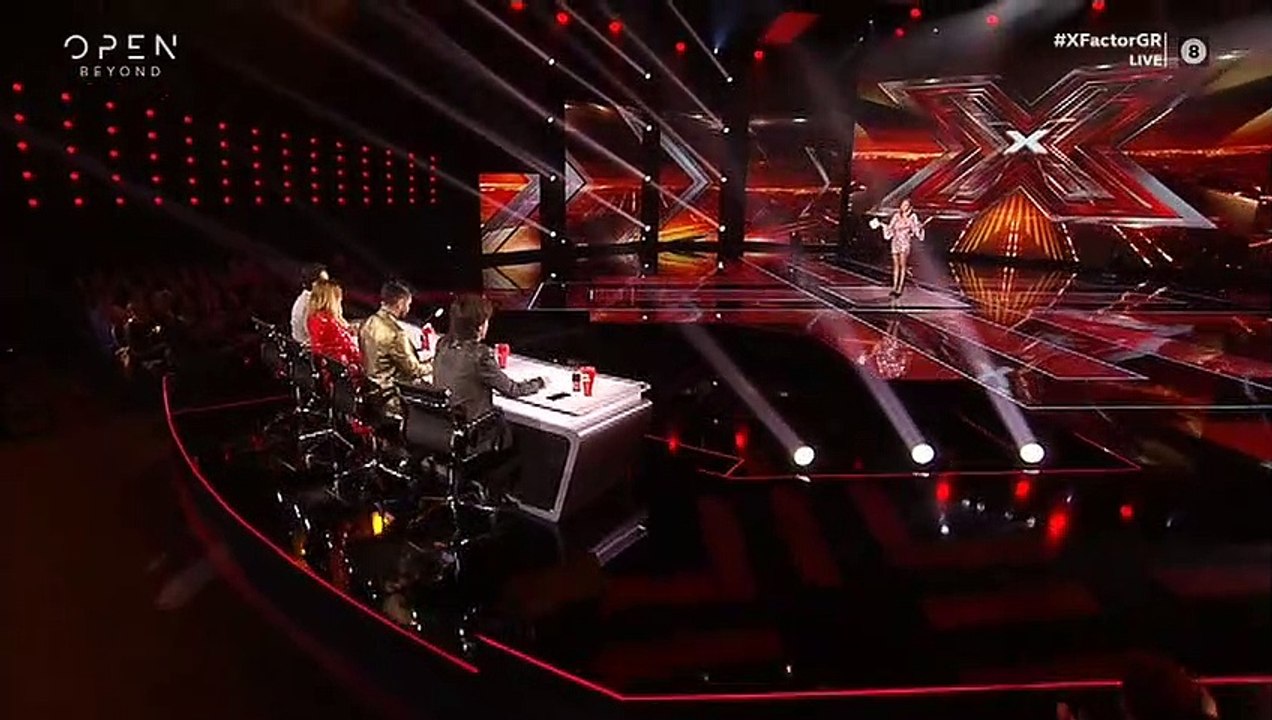 X Factor: Η Δέσποινα Βανδή στον Γιώργο Καπουτζί...