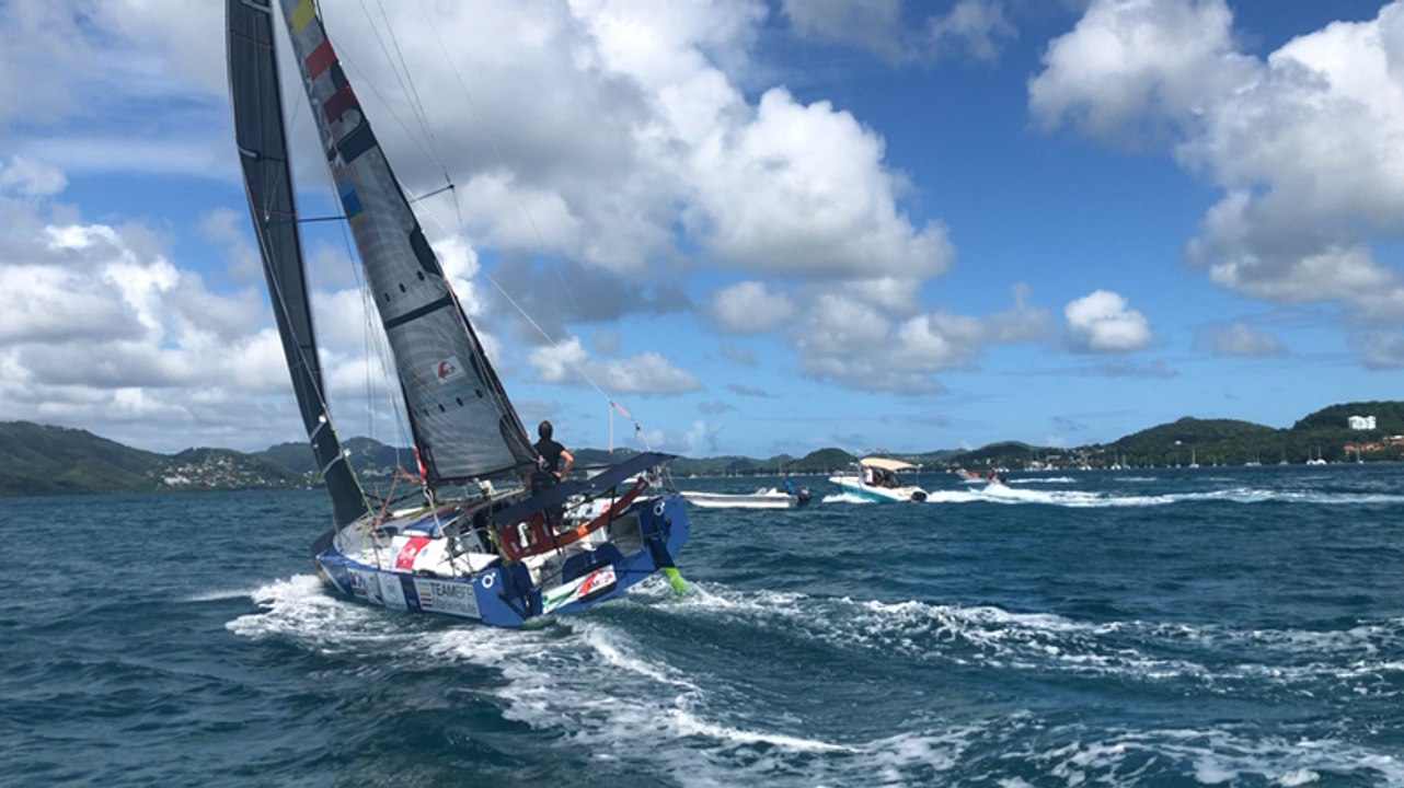 L’arrivée de François Jambou , vainqueur de la Mini 2019