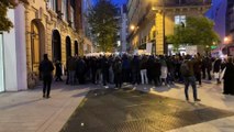 Les Algériens manifestent devant le siège de Facebook à Paris